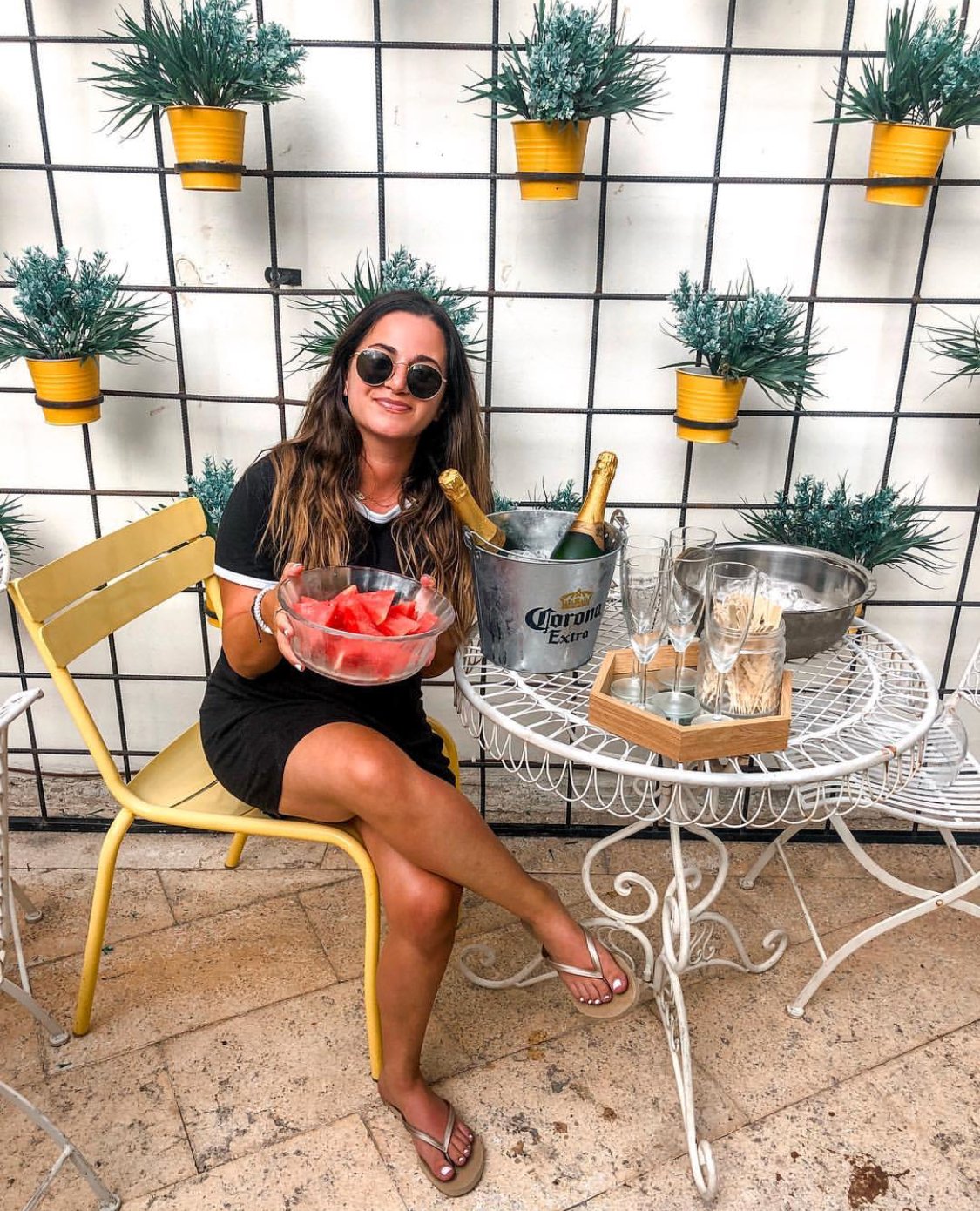 Daily Champagne & Watermelon at The White House TLV