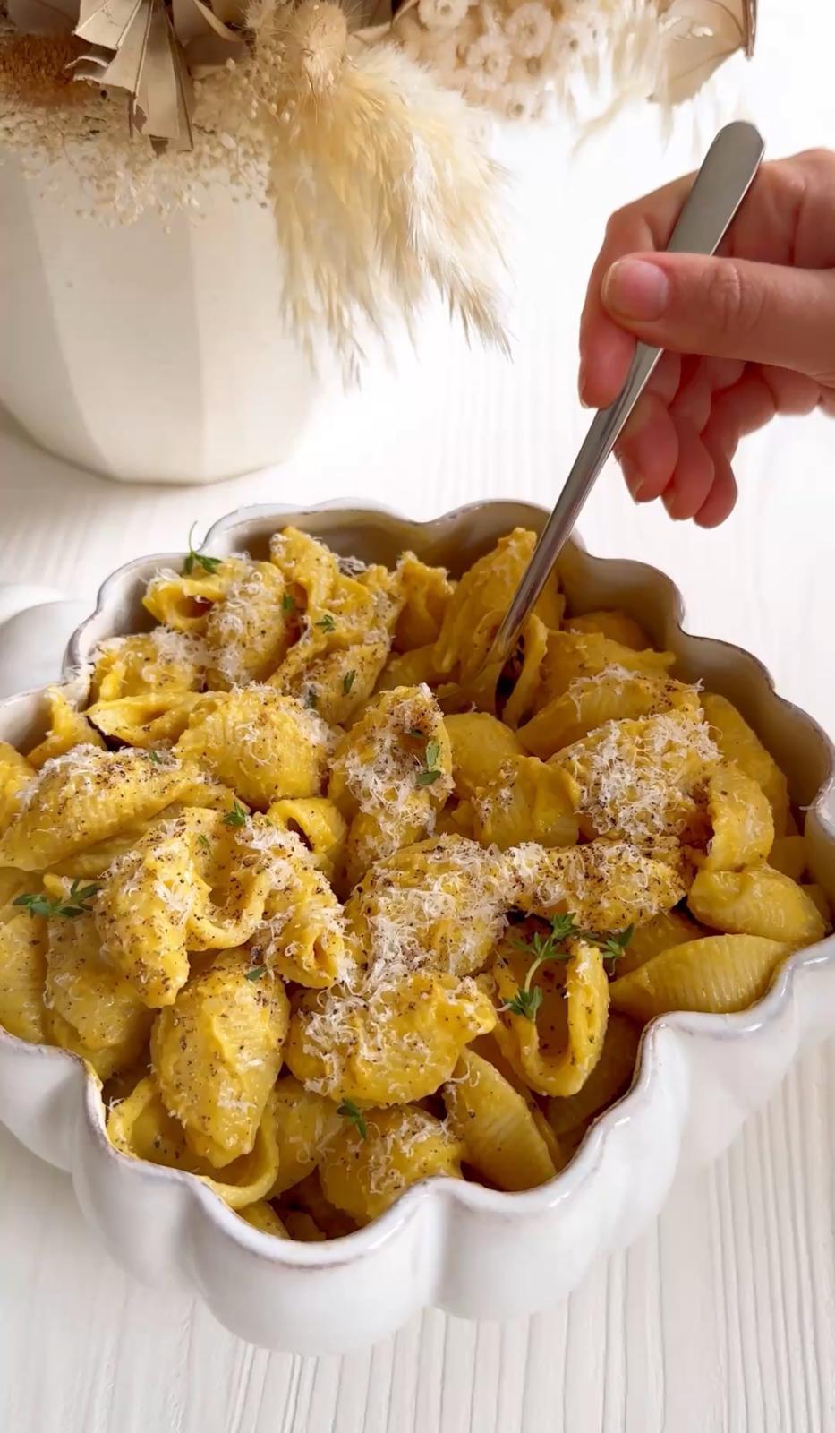 Butternut Squash & Roasted Garlic Pasta